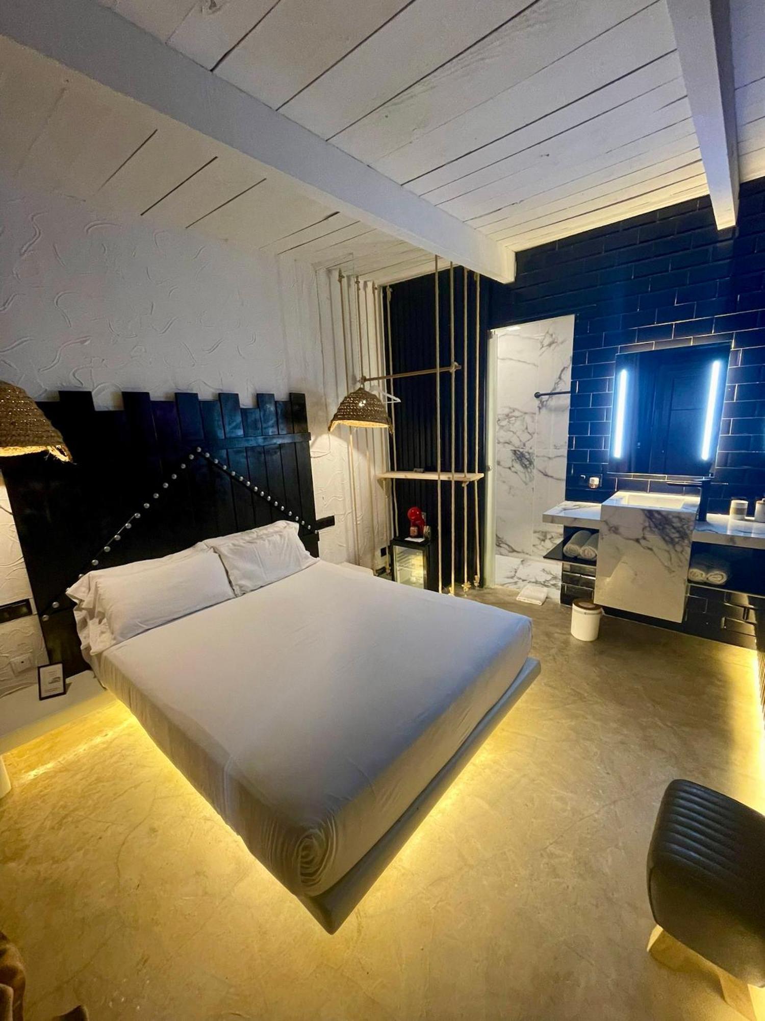 Paiise Hotels Sant Francesc de s'Estany 外观 照片